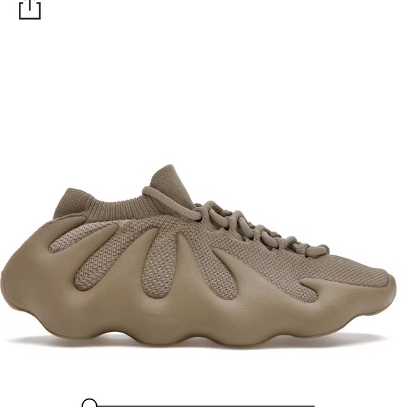 NIB Yeezy 450 size 9 Men’s